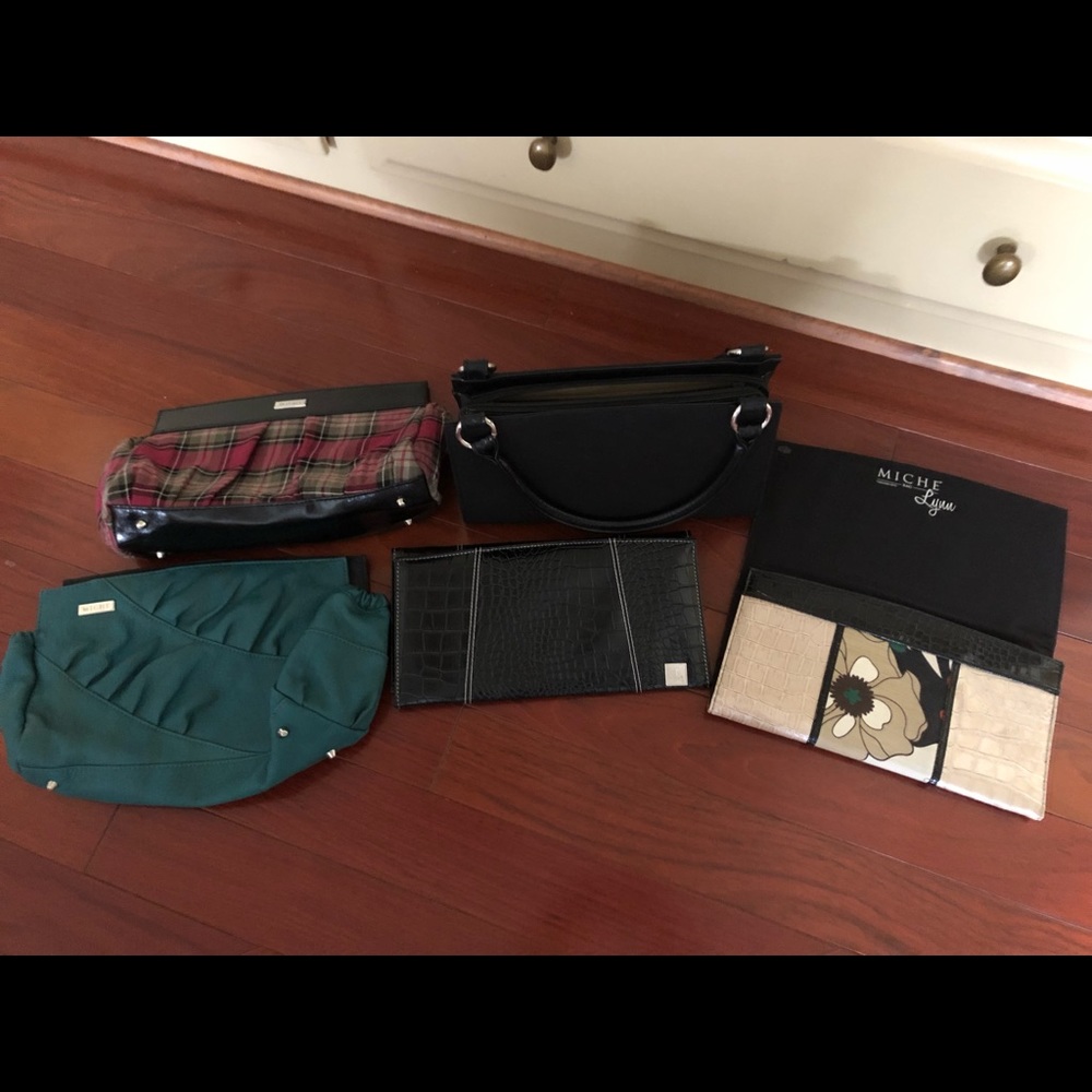 Miche Classic Base purse with 4 covers